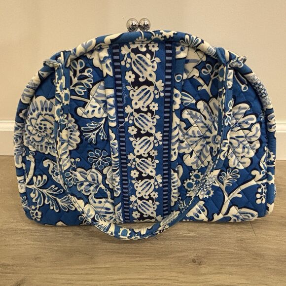 Vera Bradley Eloise Kiss Lock Purse Blue Lagoon Retired Quilted Bag 2011 - Picture 3 of 12